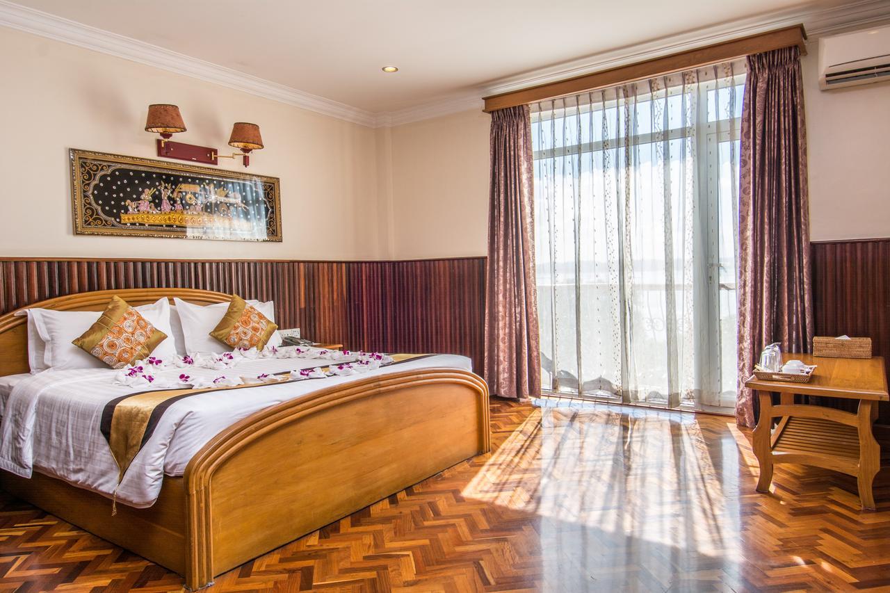Ayarwaddy River View Hotel Mandalay Esterno foto