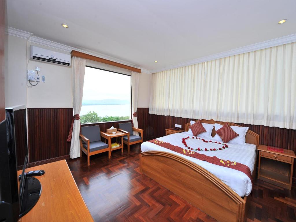 Ayarwaddy River View Hotel Mandalay Esterno foto