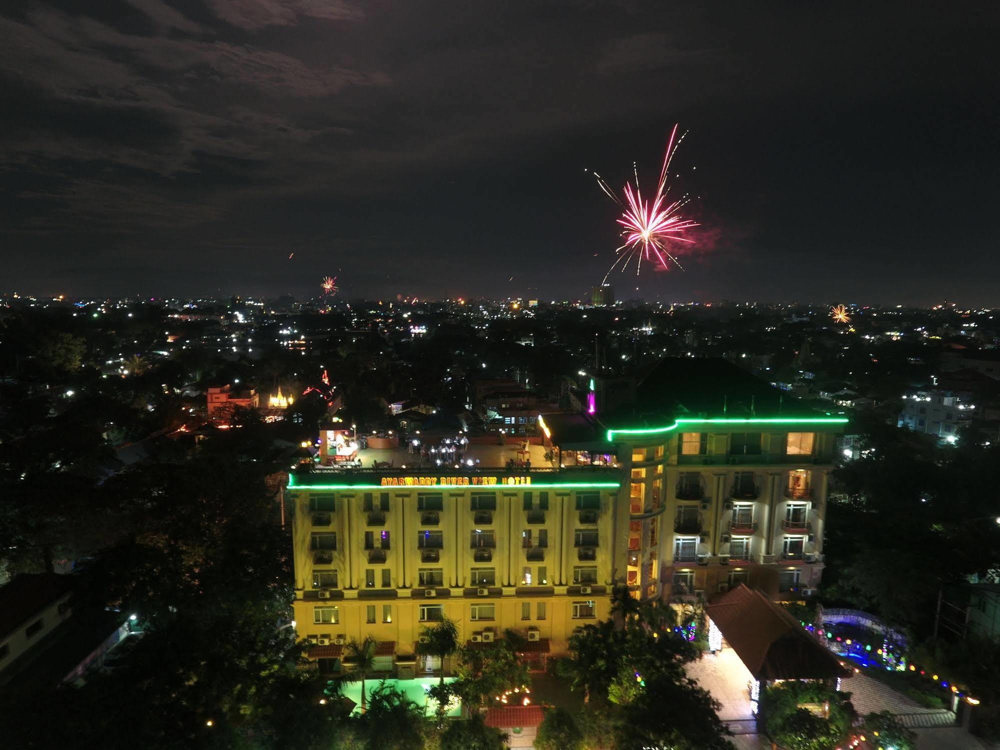 Ayarwaddy River View Hotel Mandalay Esterno foto
